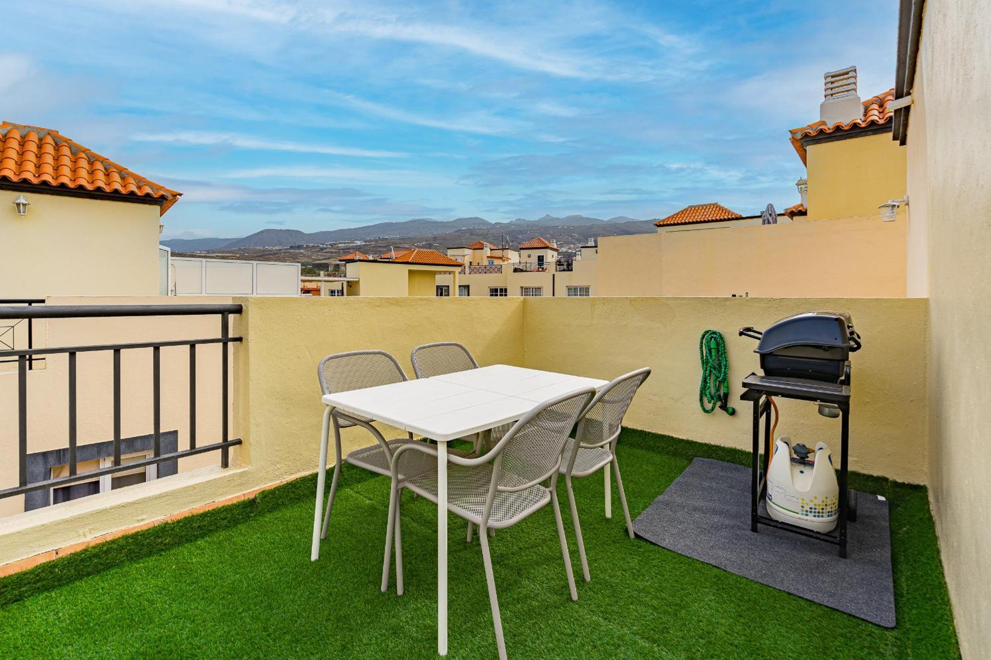 Tropical Views By Sunkeyrents Apartment Callao Salvaje Exterior photo